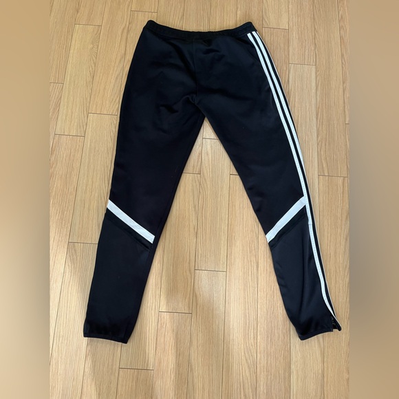 ADIDAS track pants - Picture 2 of 4